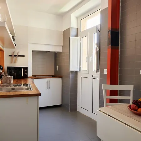 Apartment The Back Street Nest Lisbon