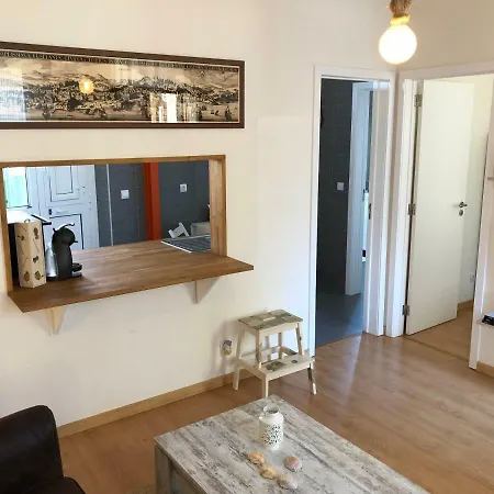 The Back Street Nest Apartment Lisbon