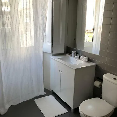 The Back Street Nest Apartment Lisbon