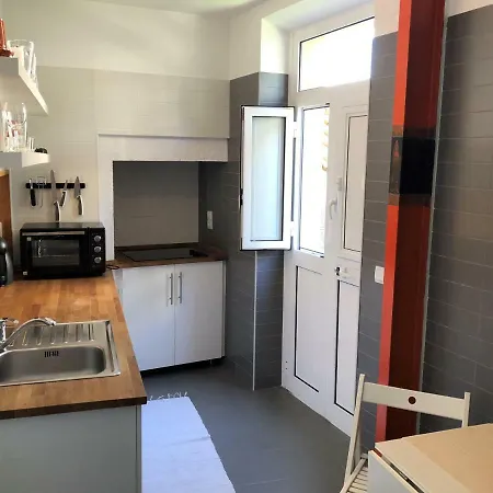 The Back Street Nest Apartment Lisbon