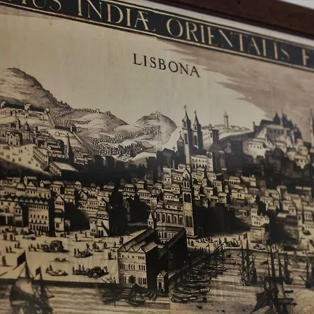 The Back Street Nest شقة