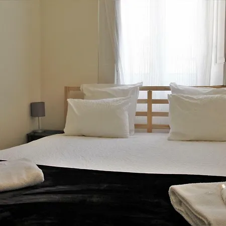 The Back Street Nest Lissabon